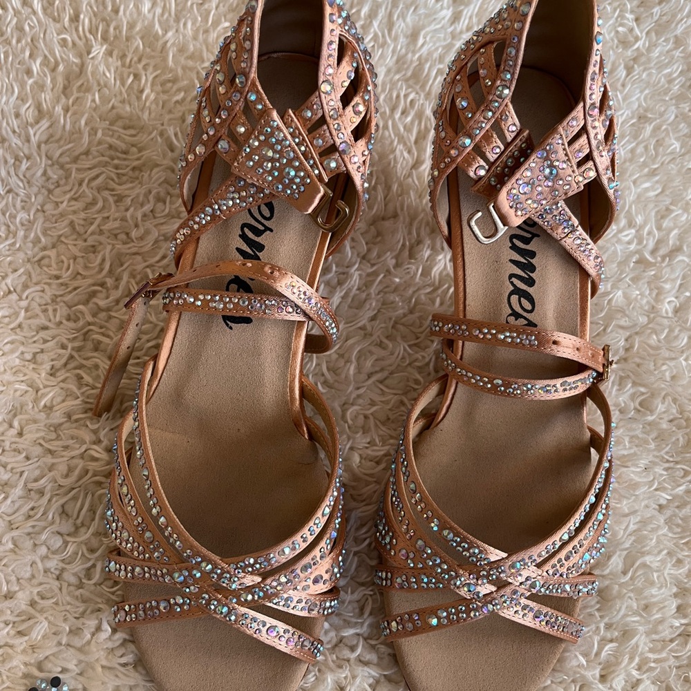 Elegant Women's Tan Sandals with Rhinestone Accents